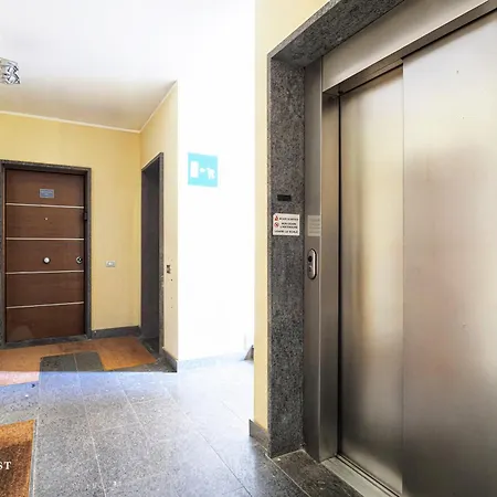 2 - Porta Romana Lejlighed *